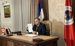 Dodik potpisao ukaze zakona koji protjeruju institucije BiH iz RS-a, stupit će na snagu ako budu objavljeni u Službenom glasniku