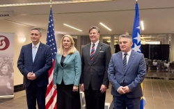 Tri saopćenja o istom sastanku u Dejtonu: Kako su Cvijanović, Komšić i Bećirović shvatili poruke zamjenika državnog sekretara SAD-a, ko je o čemu govorio  